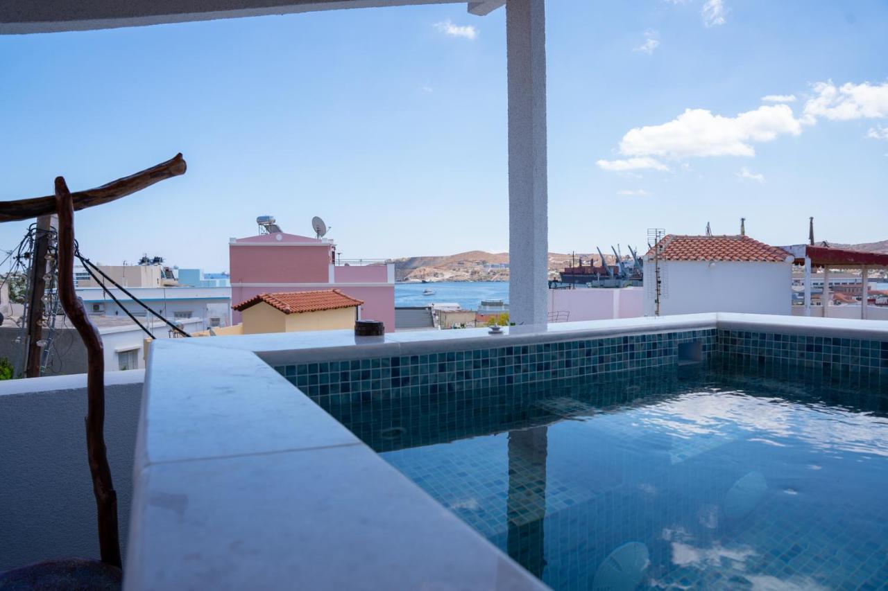 Appartamento Onar Luxuries Ermoupoli Esterno foto