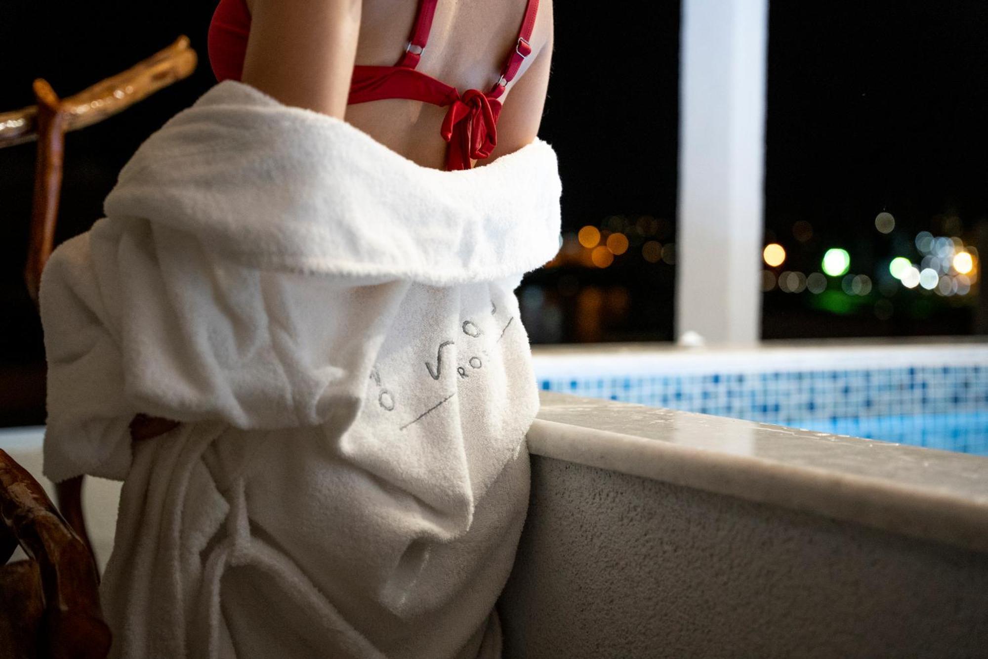 Appartamento Onar Luxuries Ermoupoli Esterno foto